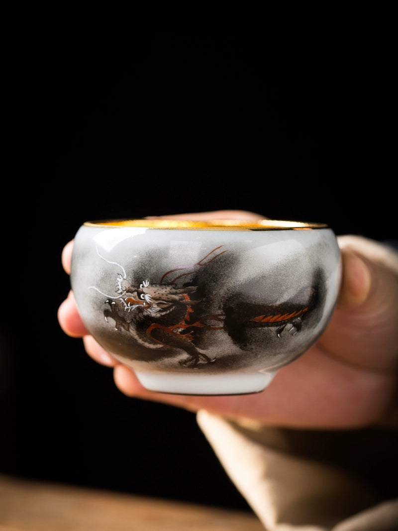 Cai Zhiqiang hand-painted dragon and phoenix gold leaf cup
