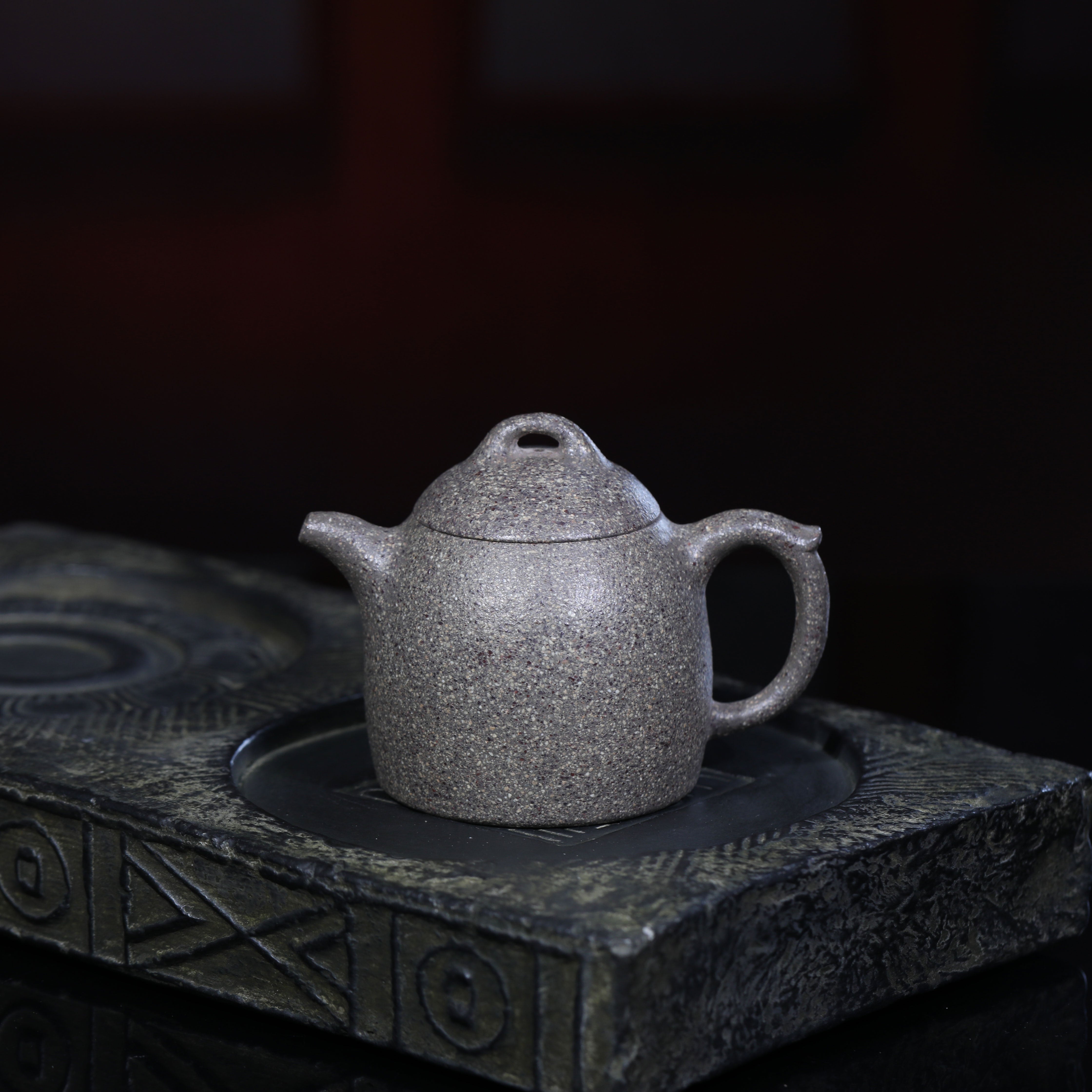 Yixing handmade raw ore purple clay Qinquan pot