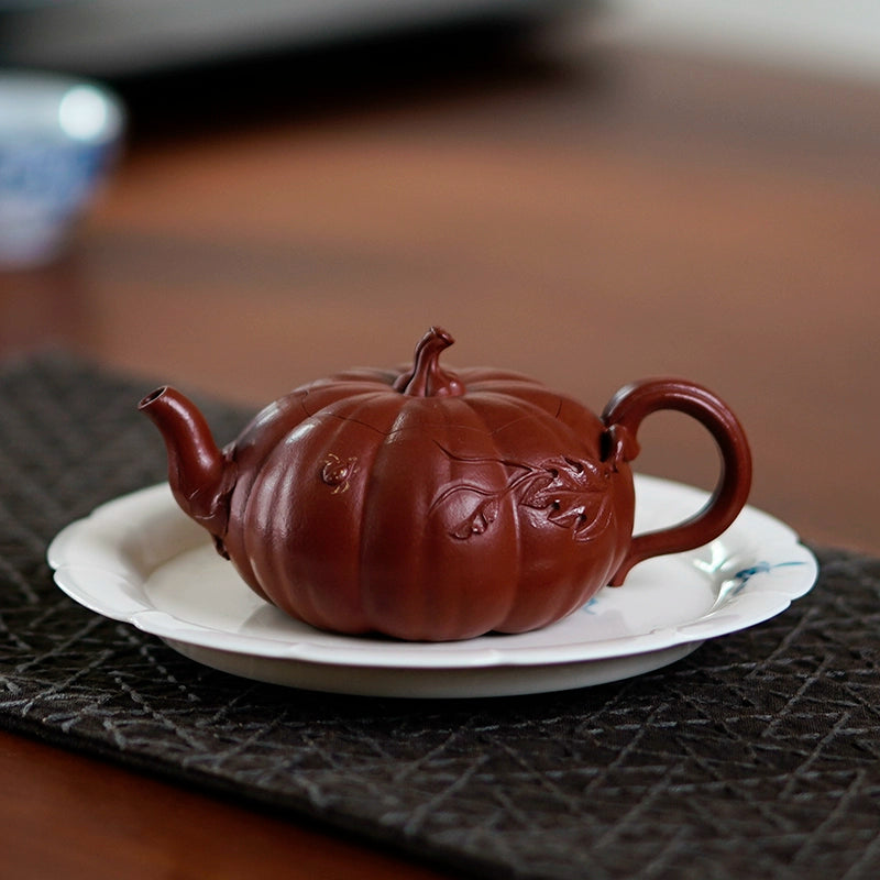 Yixing purple clay pure handmade raw ore Dahongpao vermilion clay bionic pumpkin pot