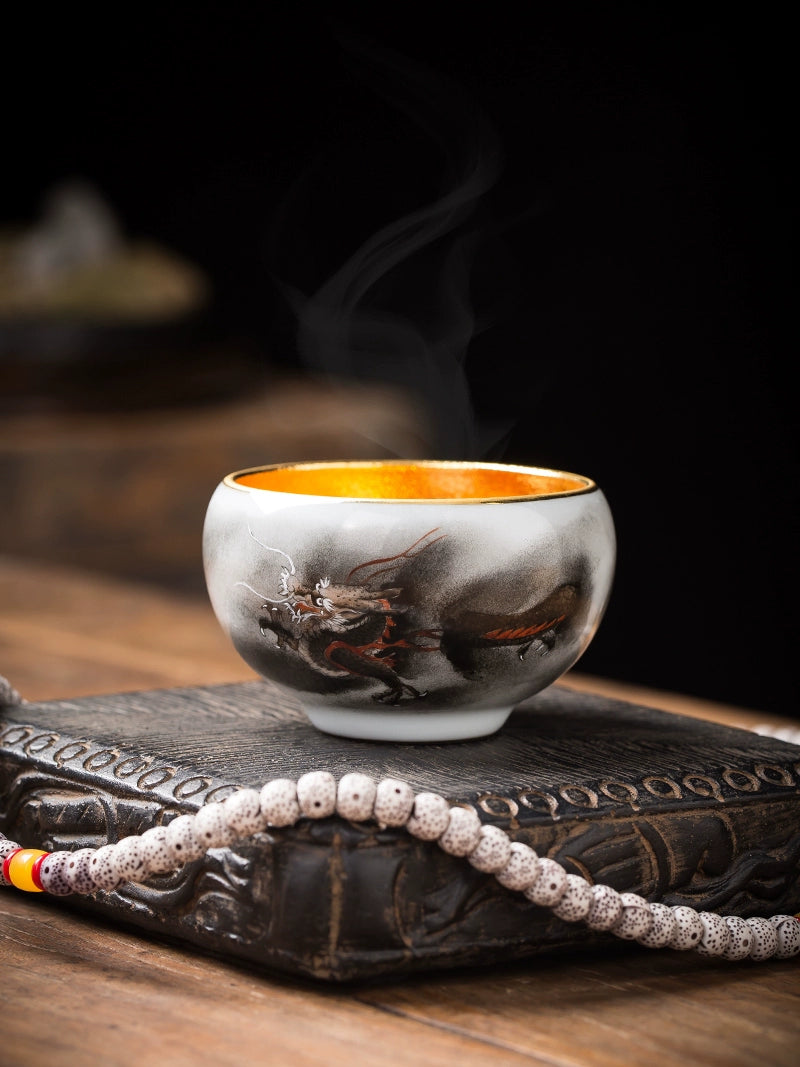Cai Zhiqiang hand-painted dragon and phoenix gold leaf cup